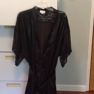 Satin and lace Knee length robe